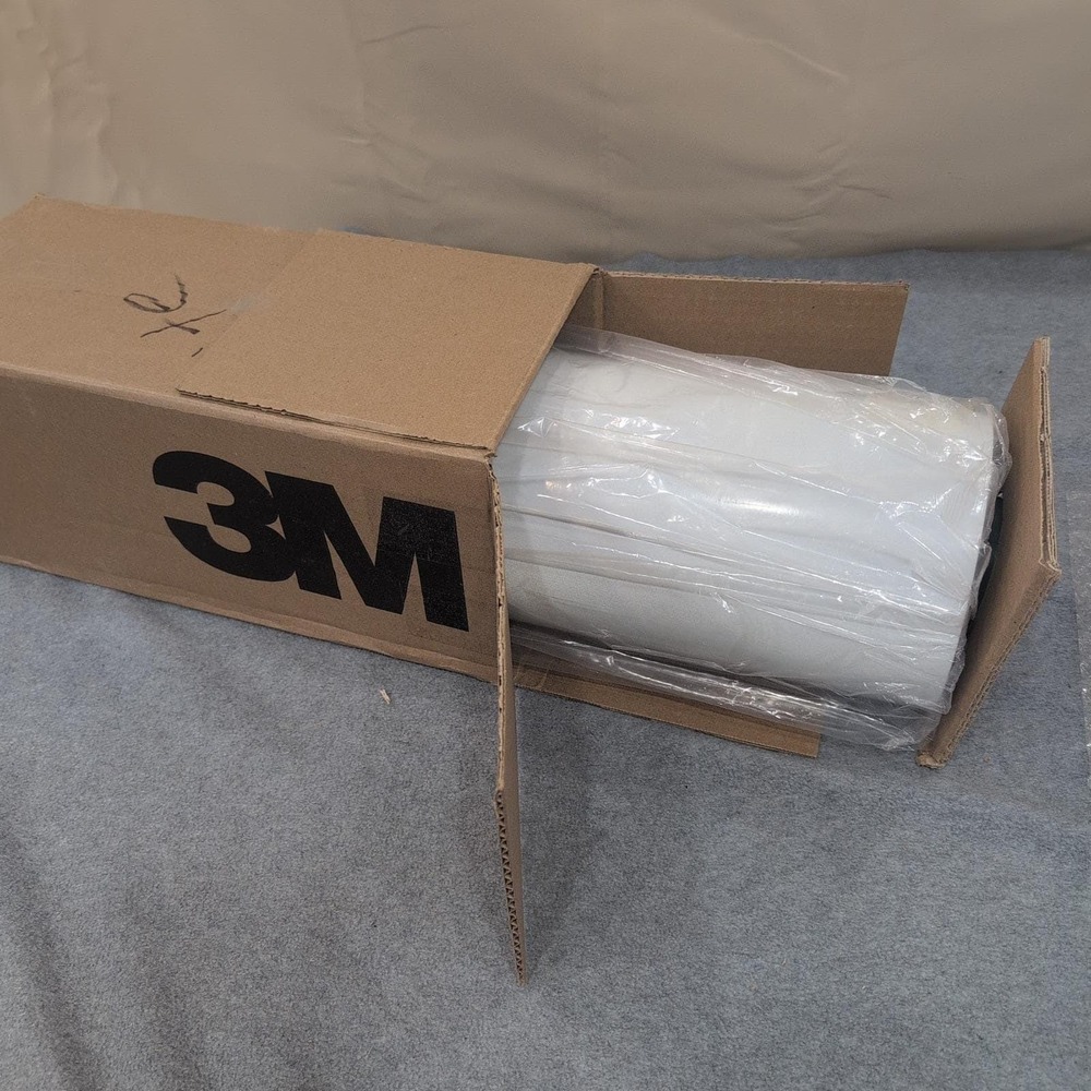 3M 680CR Series Scotchlite Reflective Graphic Film White 6801-10 15in x 50yd‎ - Picture 3 of 4